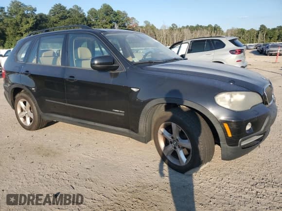 ✅ 2009 BMW X5 30i • VIN: 5UXFE43549L270255 • Лот: 71211795. Опубликован ранее на Copart с пробегом 139 189 миль. Бесплатный доступ к архиву аукционных продаж из США и подробный отчёт об истории автомобиля на DreamBid. Изображение 4.