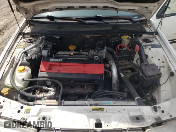 ✅ 1998 Saab 9000 • VIN: YS3CF68M5W1000335 • Лот: 52372375. Опубликован ранее на Copart с пробегом 159 204 миль. Бесплатный доступ к архиву аукционных продаж из США и подробный отчёт об истории автомобиля на DreamBid. Изображение 12.