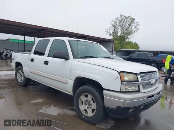 ✅ 2004 Chevrolet Silverado 1500 LS • VIN: 2GCEK13T341408143 • Lot: 43767693. Wystawiony na IAAI z przebiegiem Nie podano. Bezpłatny archiwum sprzedaży aukcyjnych z USA i szczegółowy raport historii pojazdu na DreamBid. Zdjęcie 1.