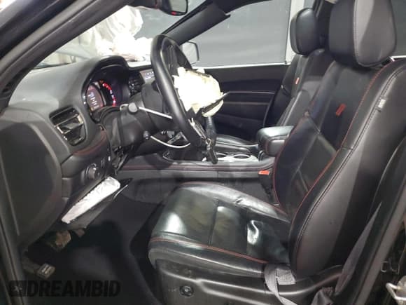 ✅ 2024 Dodge Durango GT Plus • VIN: 1C4RDJDG6RC126433 • Lot: 92729585. Wystawiony na Copart z przebiegiem 44 958 mil. Bezpłatny archiwum sprzedaży aukcyjnych z USA i szczegółowy raport historii pojazdu na DreamBid. Zdjęcie 7.