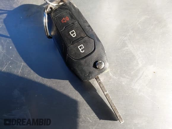 ✅ 2022 Ford F-150 XL • VIN: 1FTEW1EP8NKE45064 • Лот: 41329954. Опубликован ранее на IAAI с пробегом 26 489 миль. Бесплатный доступ к архиву аукционных продаж из США и подробный отчёт об истории автомобиля на DreamBid. Изображение 11.