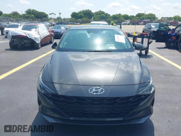 ✅ 2023 Hyundai Elantra SEL • VIN: 5NPLM4AG7PH103787 • Lot: 42334991. Listed on IAAI with 46,647 mi. Free auction sales archive from the USA and detailed vehicle history report at DreamBid. Image 13.