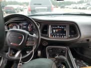 ✅ 2020 Dodge Challenger GT • VIN: 2C3CDZJG5LH188990 • Lot: 71881742. Wystawiony na Copart z przebiegiem 47 485 mil. Bezpłatny archiwum sprzedaży aukcyjnych z USA i szczegółowy raport historii pojazdu na DreamBid. Zdjęcie 8.