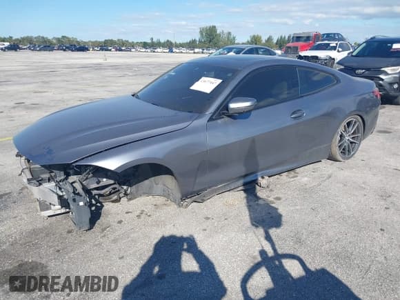 ✅ 2021 BMW 4 Series 430i • VIN: WBA53AP00MCG92211 • Lot: 43677447. Wystawiony na IAAI z przebiegiem 70 734 mil. Bezpłatny archiwum sprzedaży aukcyjnych z USA i szczegółowy raport historii pojazdu na DreamBid. Zdjęcie 19.