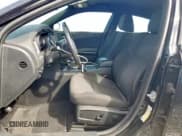 ✅ 2019 Dodge Charger SXT • VIN: 2C3CDXBG4KH640154 • Lot: 85108835. Wystawiony na Copart z przebiegiem 99 165 mil. Bezpłatny archiwum sprzedaży aukcyjnych z USA i szczegółowy raport historii pojazdu na DreamBid. Zdjęcie 7.