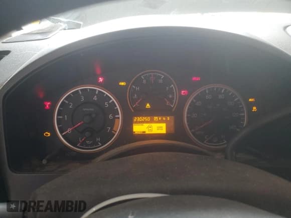 ✅ 2013 Nissan Titan SV • VIN: 1N6AA0EJ7DN307545 • Лот: 71084445. Опубликован ранее на Copart с пробегом 230 250 миль. Бесплатный доступ к архиву аукционных продаж из США и подробный отчёт об истории автомобиля на DreamBid. Изображение 9.