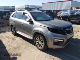✅ 2012 Kia Sorento SX • VIN: 5XYKW4A25CG199978 • Lot: 43832286. Listed on IAAI with 235,064 mi. Free auction sales archive from the USA and detailed vehicle history report at DreamBid. Image 1.