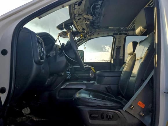 ✅ 2020 Chevrolet Silverado 2500HD LTZ • VIN: 1GC1YPEY8LF143817 • Лот: 92408495. Опубликован ранее на Copart с пробегом 402 013 миль. Бесплатный доступ к архиву аукционных продаж из США и подробный отчёт об истории автомобиля на DreamBid. Изображение 7.