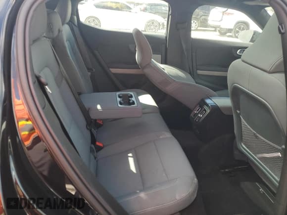 ✅ 2023 Polestar 2 • VIN: YSMED3KA7PL123051 • Лот: 72690444. Опубликован ранее на Copart с пробегом 43 809 миль. Бесплатный доступ к архиву аукционных продаж из США и подробный отчёт об истории автомобиля на DreamBid. Изображение 10.