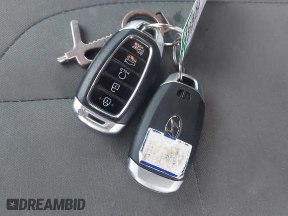 ✅ 2022 Hyundai Elantra SEL • VIN: 5NPLM4AGXNH058714 • Lot: 43523712. Listed on IAAI with 40,825 mi. Free auction sales archive from the USA and detailed vehicle history report at DreamBid. Image 11.