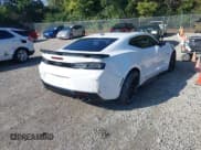 ✅ 2018 Chevrolet Camaro 2SS • VIN: 1G1FH1R73J0189018 • Лот: 43313071. Опубликован ранее на IAAI с пробегом 79 918 миль. Бесплатный доступ к архиву аукционных продаж из США и подробный отчёт об истории автомобиля на DreamBid. Изображение 4.