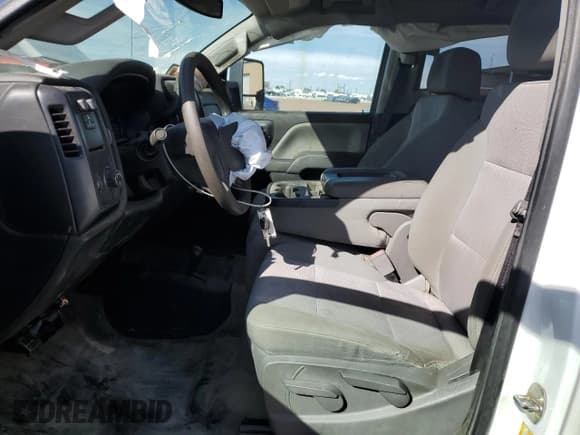 ✅ 2018 Chevrolet Silverado 2500HD Work Truck • VIN: 1GC1KUEG8JF129954 • Лот: 83872845. Опубликован ранее на Copart с пробегом 297 588 миль. Бесплатный доступ к архиву аукционных продаж из США и подробный отчёт об истории автомобиля на DreamBid. Изображение 7.