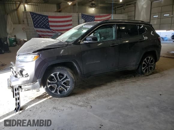 ✅ 2022 Jeep Compass High Altitude • VIN: 3C4NJDCB0NT103601 • Lot: 46914975. Wystawiony na Copart z przebiegiem 30 221 mil. Bezpłatny archiwum sprzedaży aukcyjnych z USA i szczegółowy raport historii pojazdu na DreamBid. Zdjęcie 1.