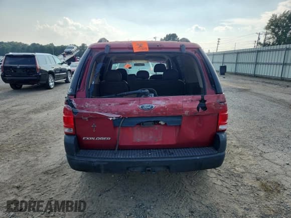 ✅ 2003 Ford Explorer XLS • VIN: 1FMZU62K13ZA86380 • Lot: 81300365. Listed on Copart with 275,252 mi. Free auction sales archive from the USA and detailed vehicle history report at DreamBid. Image 6.