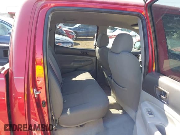 ✅ 2007 Toyota Tacoma • VIN: 3TMLU42N77M012784 • Лот: 43393369. Опубликован ранее на IAAI с пробегом 163 708 миль. Бесплатный доступ к архиву аукционных продаж из США и подробный отчёт об истории автомобиля на DreamBid. Изображение 8.