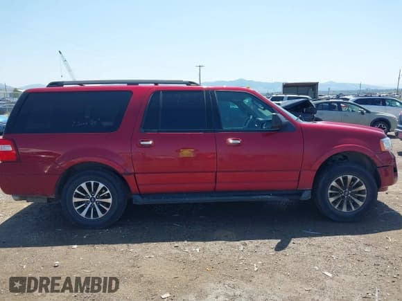 ✅ 2015 Ford Expedition Max XLT • VIN: 1FMJK1JT2FEF43645 • Lot: 42499370. Listed on IAAI with 142,206 mi. Free auction sales archive from the USA and detailed vehicle history report at DreamBid. Image 14.