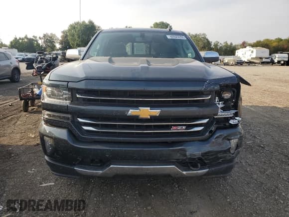 ✅ 2017 Chevrolet Silverado 1500 LTZ • VIN: 3GCUKSEC1HG412378 • Lot: 82022295. Wystawiony na Copart z przebiegiem 87 283 mil. Bezpłatny archiwum sprzedaży aukcyjnych z USA i szczegółowy raport historii pojazdu na DreamBid. Zdjęcie 5.