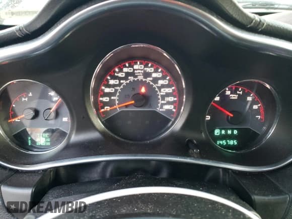 ✅ 2014 Dodge Avenger SXT • VIN: 1C3CDZCB1EN136607 • Lot: 86819814. Wystawiony na Copart z przebiegiem 145 785 mil. Bezpłatny archiwum sprzedaży aukcyjnych z USA i szczegółowy raport historii pojazdu na DreamBid. Zdjęcie 9.