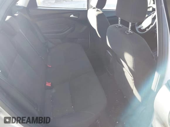 ✅ 2017 Ford Focus SE • VIN: 1FADP3F24HL252342 • Lot: 43656105. Listed on IAAI with 46,812 mi. Free auction sales archive from the USA and detailed vehicle history report at DreamBid. Image 8.
