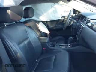 2016 Chevrolet Impala LTZ z VIN 2G1WC5E34G1101583, wystawiony jako IAAI lot #43503213 z przebiegiem 136 565 mil mil oraz . Historia ofert i sprzedaży dostępna na DreamBid. Obrazek 5.