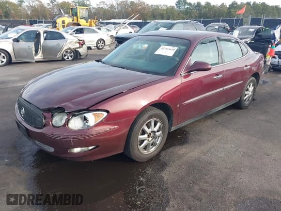✅ 2007 Buick LaCrosse CX • VIN: 2G4WC582671135241 • Lot: 43763610. Wystawiony na IAAI z przebiegiem 192 384 mil. Bezpłatny archiwum sprzedaży aukcyjnych z USA i szczegółowy raport historii pojazdu na DreamBid. Zdjęcie 17.