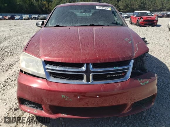 ✅ 2014 Dodge Avenger SE • VIN: 1C3CDZAB0EN169228 • Lot: 76881304. Wystawiony na Copart z przebiegiem 164 167 mil. Bezpłatny archiwum sprzedaży aukcyjnych z USA i szczegółowy raport historii pojazdu na DreamBid. Zdjęcie 5.