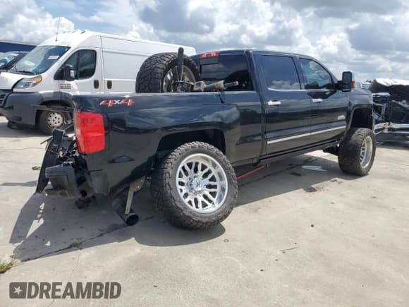 ✅ 2019 Chevrolet Silverado 2500HD High Country • VIN: 1GC1KUEY7KF277037 • Lot: 64945955. Listed on Copart with 71,249 mi. Free auction sales archive from the USA and detailed vehicle history report at DreamBid. Image 3.