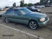 ✅ 1993 Mercedes-Benz S 320 • VIN: WDBGA32E8PA125613 • Lot: 81509385. Wystawiony na Copart z przebiegiem 154 178 mil. Bezpłatny archiwum sprzedaży aukcyjnych z USA i szczegółowy raport historii pojazdu na DreamBid. Zdjęcie 4.