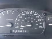 ✅ 1999 Ford Explorer XLT • VIN: 1FMDU34E2XUA07544 • Lot: 42211210. Wystawiony na IAAI z przebiegiem 156 786 mil. Bezpłatny archiwum sprzedaży aukcyjnych z USA i szczegółowy raport historii pojazdu na DreamBid. Zdjęcie 7.