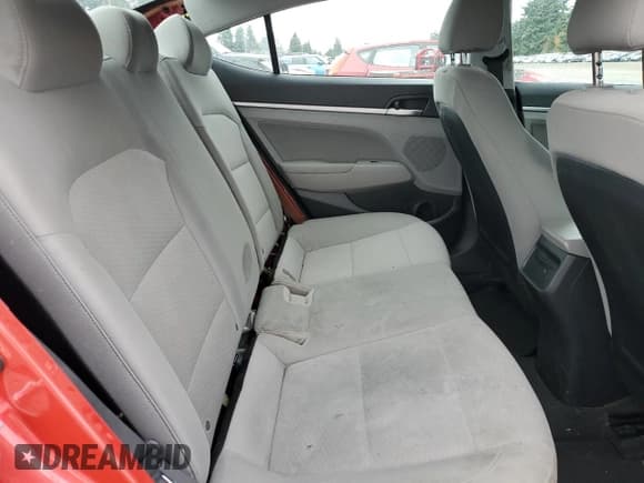 ✅ 2020 Hyundai Elantra SEL • VIN: 5NPD84LF6LH632137 • Лот: 90301315. Опубликован ранее на Copart с пробегом 182 453 миль. Бесплатный доступ к архиву аукционных продаж из США и подробный отчёт об истории автомобиля на DreamBid. Изображение 10.