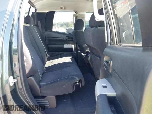 ✅ 2007 Toyota Tundra SR5 • VIN: 5TBRV54157S456651 • Lot: 43168492. Listed on IAAI with 284,630 mi. Free auction sales archive from the USA and detailed vehicle history report at DreamBid. Image 8.