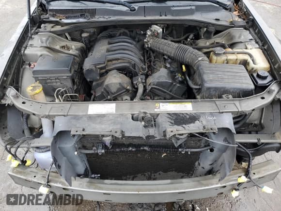 ✅ 2008 Chrysler 300 LX • VIN: 2C3KA43R78H313260 • Lot: 90516035. Listed on Copart with 141,433 mi. Free auction sales archive from the USA and detailed vehicle history report at DreamBid. Image 11.