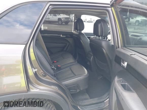 ✅ 2015 Kia Sorento EX • VIN: 5XYKUDA71FG621296 • Лот: 42724508. Опубликован ранее на IAAI с пробегом 188 926 миль. Бесплатный доступ к архиву аукционных продаж из США и подробный отчёт об истории автомобиля на DreamBid. Изображение 8.