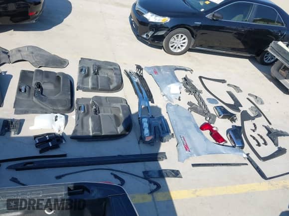 2020 Chevrolet Silverado 1500 LT with VIN 3GCUYDED8LG167204, listed as a IAAI auction lot 43154281 with 29,920 mi miles and . Bid and sale history available at DreamBid. Image 19.