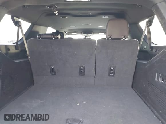 ✅ 2023 Chevrolet Suburban Premier • VIN: 1GNSKFKD4PR540034 • Lot: 43798357. Listed on IAAI with 62,961 mi. Free auction sales archive from the USA and detailed vehicle history report at DreamBid. Image 17.