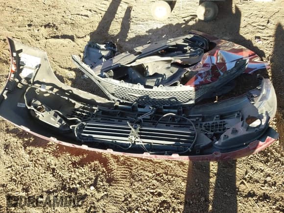 ✅ 2019 Chrysler Pacifica Touring Plus • VIN: 2C4RC1FG6KR732876 • Lot: 43450658. Wystawiony na IAAI z przebiegiem 108 773 mil. Bezpłatny archiwum sprzedaży aukcyjnych z USA i szczegółowy raport historii pojazdu na DreamBid. Zdjęcie 12.