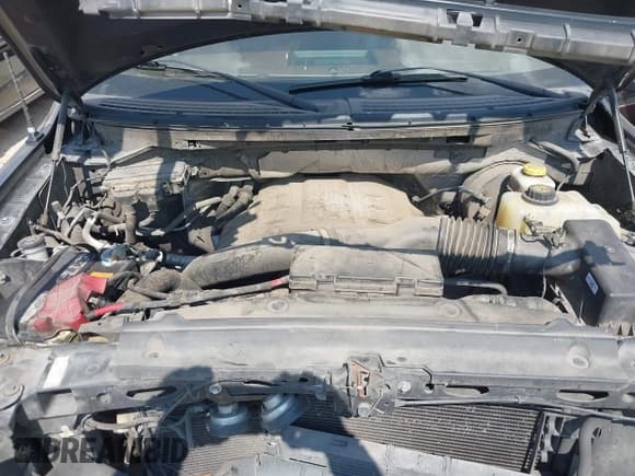 ✅ 2014 Ford F-150 XLT • VIN: 1FTFW1CT5EKF46597 • Lot: 43364422. Wystawiony na IAAI z przebiegiem 198 359 mil. Bezpłatny archiwum sprzedaży aukcyjnych z USA i szczegółowy raport historii pojazdu na DreamBid. Zdjęcie 10.