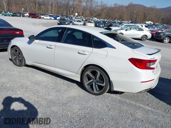 ✅ 2021 Honda Accord Sport SE • VIN: 1HGCV1F47MA006118 • Лот: 43675151. Опубликован ранее на IAAI с пробегом 101 640 миль. Бесплатный доступ к архиву аукционных продаж из США и подробный отчёт об истории автомобиля на DreamBid. Изображение 3.