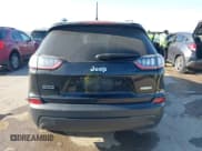 ✅ 2021 Jeep Cherokee Latitude • VIN: 1C4PJLCB7MD173491 • Lot: 42040579. Listed on IAAI with 93,343 mi. Free auction sales archive from the USA and detailed vehicle history report at DreamBid. Image 16.