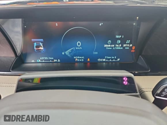 ✅ 2022 Lincoln Navigator Reserve • VIN: 5LMJJ3LT9NEL07727 • Lot: 94536245. Listed on Copart with 63,733 mi. Free auction sales archive from the USA and detailed vehicle history report at DreamBid. Image 9.