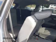 ✅ 2022 Toyota Highlander XLE • VIN: 5TDHZRAH2NS105841 • Lot: 43393622. Listed on IAAI with 56,701 mi. Free auction sales archive from the USA and detailed vehicle history report at DreamBid. Image 8.