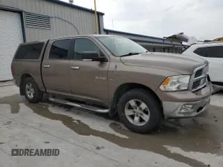 ✅ 2009 Dodge 1500 Sport • VIN: 1D3HB13T99J510015 • Lot: 57271235. Wystawiony na Copart z przebiegiem 178 302 mil. Bezpłatny archiwum sprzedaży aukcyjnych z USA i szczegółowy raport historii pojazdu na DreamBid. Zdjęcie 4.