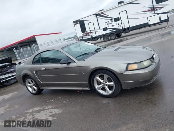 ✅ 2002 Ford Mustang Standard • VIN: 1FAFP40432F228757 • Лот: 42790363. Опубликован ранее на IAAI с пробегом 174 376 миль. Бесплатный доступ к архиву аукционных продаж из США и подробный отчёт об истории автомобиля на DreamBid. Изображение 13.