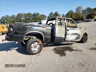 ✅ 2003 Chevrolet S-10 LS • VIN: 1GCCT19X738255874 • Лот: 77428334. Опубликован ранее на Copart с пробегом Не указан. Бесплатный доступ к архиву аукционных продаж из США и подробный отчёт об истории автомобиля на DreamBid. Изображение 3.