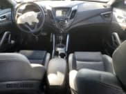 ✅ 2017 Hyundai Veloster Turbo • VIN: KMHTC6AE4HU308449 • Lot: 85667574. Wystawiony na Copart z przebiegiem 111 789 mil. Bezpłatny archiwum sprzedaży aukcyjnych z USA i szczegółowy raport historii pojazdu na DreamBid. Zdjęcie 8.