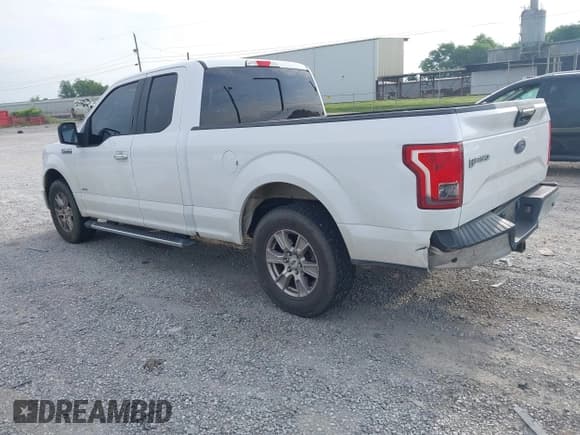 ✅ 2015 Ford F-150 XL • VIN: 1FTEX1CP0FKD86433 • Лот: 42480895. Опубликован ранее на IAAI с пробегом 159 963 миль. Бесплатный доступ к архиву аукционных продаж из США и подробный отчёт об истории автомобиля на DreamBid. Изображение 3.