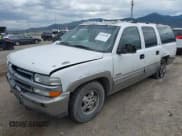 ✅ 2000 Chevrolet Suburban LS • VIN: 3GNFK16T5YG181686 • Лот: 42392480. Опубликован ранее на IAAI с пробегом 300 323 миль. Бесплатный доступ к архиву аукционных продаж из США и подробный отчёт об истории автомобиля на DreamBid. Изображение 2.