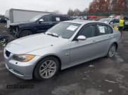 ✅ 2007 BMW 3 Series 328xi • VIN: WBAVC73557KP33010 • Lot: 43689041. Listed on IAAI with 178,678 mi. Free auction sales archive from the USA and detailed vehicle history report at DreamBid. Image 2.