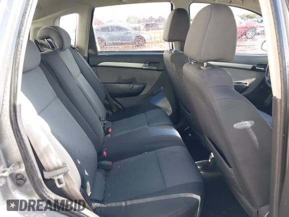 ✅ 2009 Chevrolet Aveo 1LT • VIN: KL1TD66E39B384243 • Lot: 40587618. Wystawiony na IAAI z przebiegiem 140 868 mil. Bezpłatny archiwum sprzedaży aukcyjnych z USA i szczegółowy raport historii pojazdu na DreamBid. Zdjęcie 8.