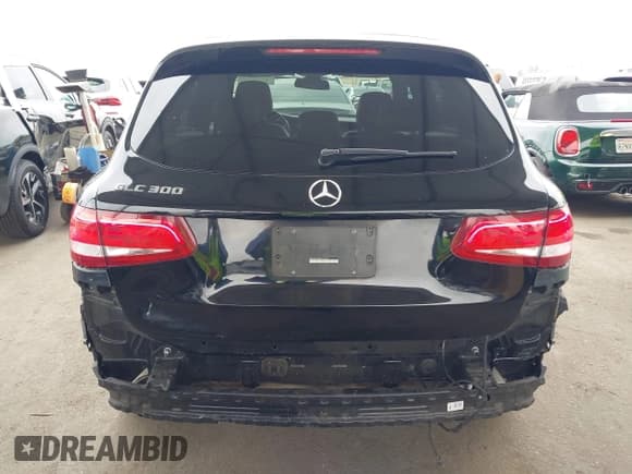 ✅ 2019 Mercedes-Benz GLC 300 • VIN: WDC0G4JB6KV133221 • Lot: 42349618. Listed on IAAI with 131,464 mi. Free auction sales archive from the USA and detailed vehicle history report at DreamBid. Image 17.
